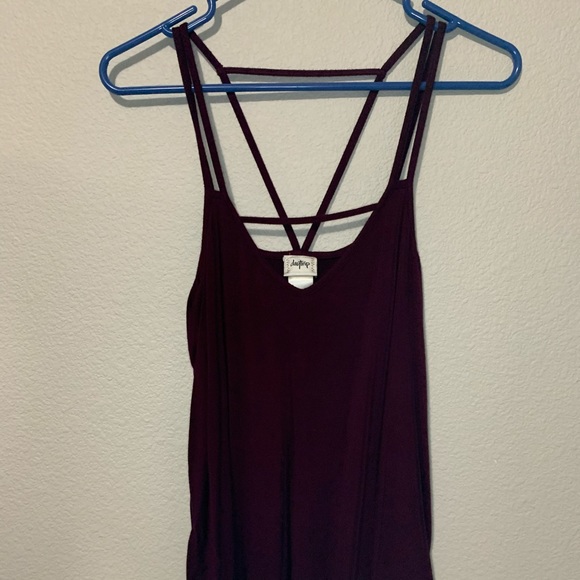 Tank - Picture 1 of 2